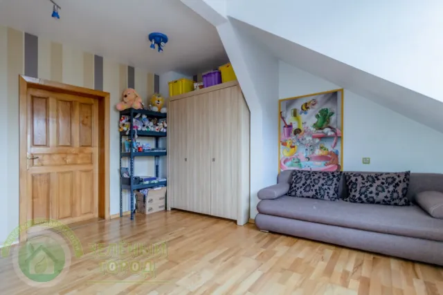 4-комнатная квартира 120 кв.м. Калининград г., Победы проспект, 109