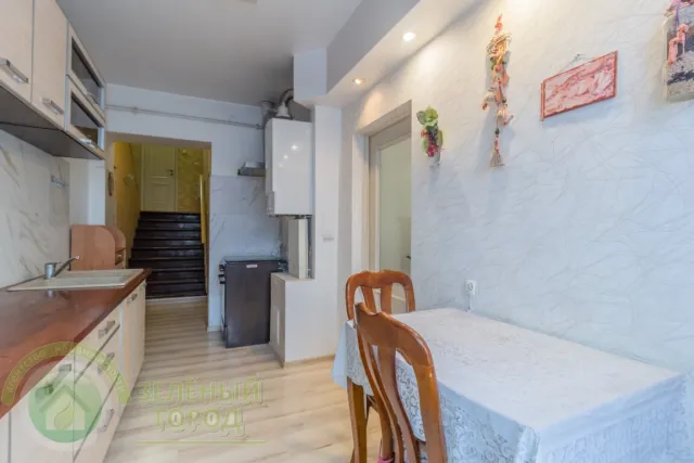 4-комнатная квартира 120 кв.м. Калининград г., Победы проспект, 109