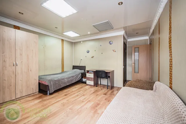 4-комнатная квартира 84 кв.м. Романово п., Советская ул., 12