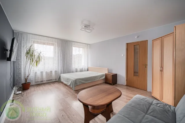 4-комнатная квартира 84 кв.м. Романово п., Советская ул., 12