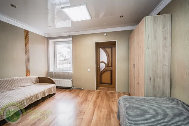 4-комнатная квартира 84 кв.м. Романово п., Советская ул., 12