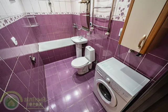 4-комнатная квартира 84 кв.м. Романово п., Советская ул., 12