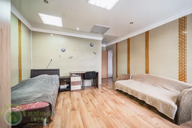 4-комнатная квартира 84 кв.м. Романово п., Советская ул., 12