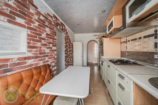 4-комнатная квартира 84 кв.м. Романово п., Советская ул., 12