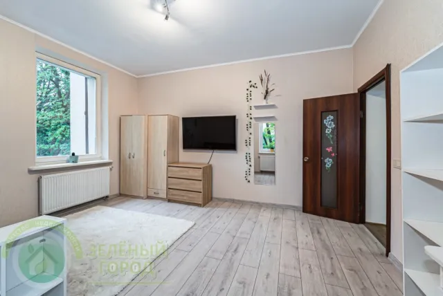 4-комнатная квартира 108 кв.м. Калининград г., Краснодонская ул., 8