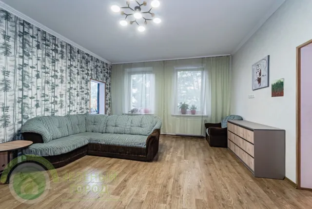 4-комнатная квартира 108 кв.м. Калининград г., Краснодонская ул., 8