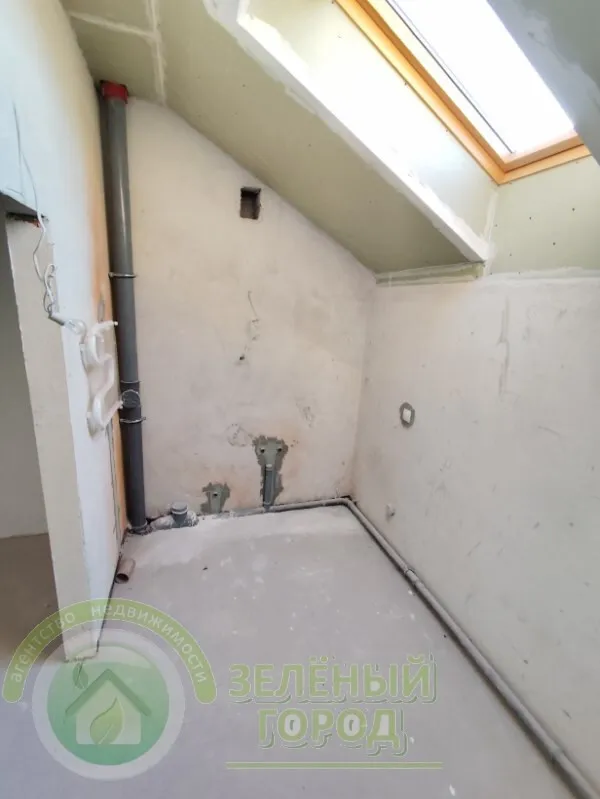 2-комнатная квартира 88 кв.м. Пионерский г., Комсомольская ул., 15А