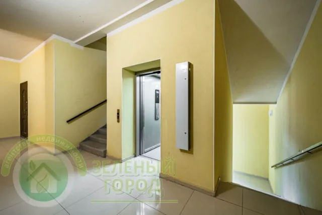 2-комнатная квартира 88 кв.м. Пионерский г., Комсомольская ул., 15А