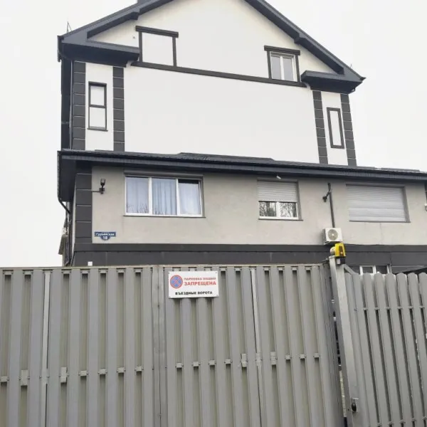 3-комнатная квартира 100 кв.м. Невское п., Гурьевская ул., 18