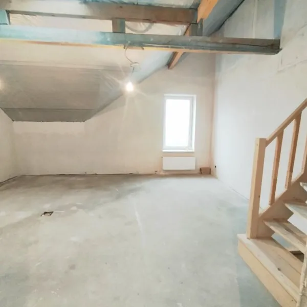 3-комнатная квартира 105 кв.м. Невское п., Гурьевская ул., 18