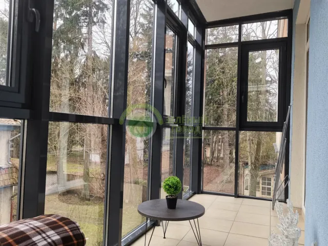 1- комнатные апартаменты 34 кв.м. Светлогорск г., Ленина ул., 36