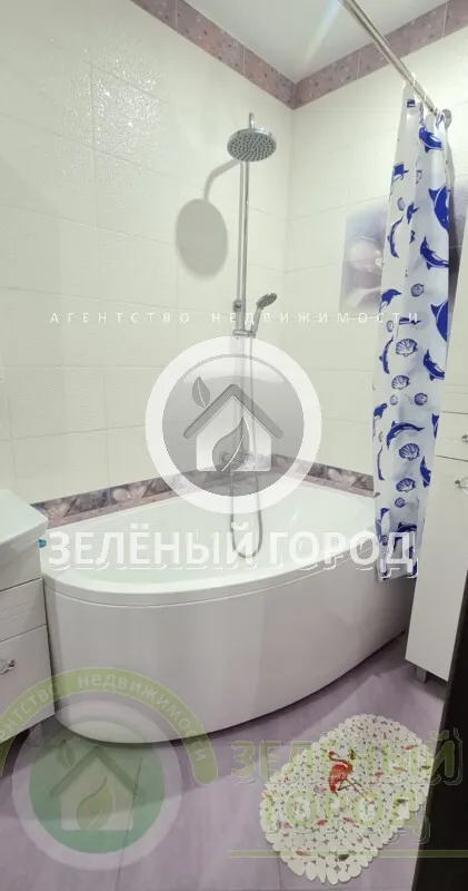 2-комнатная квартира 65 кв.м. Пионерский г., Генерала Ракова ул., 2