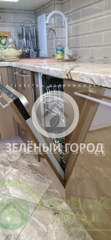 2-комнатная квартира 65 кв.м. Пионерский г., Генерала Ракова ул., 2