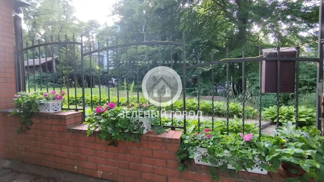 4-комнатная квартира 106 кв.м. Светлогорск г., Горького ул., 2