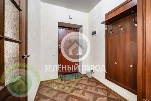 5-комнатная квартира 122 кв.м. Пионерский г., Южная ул., 11