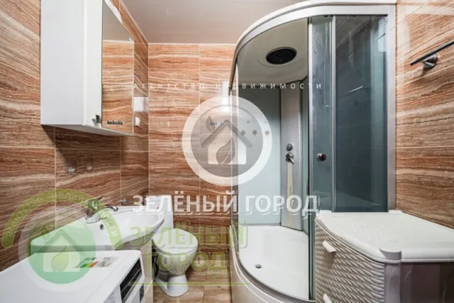 5-комнатная квартира 122 кв.м. Пионерский г., Южная ул., 11