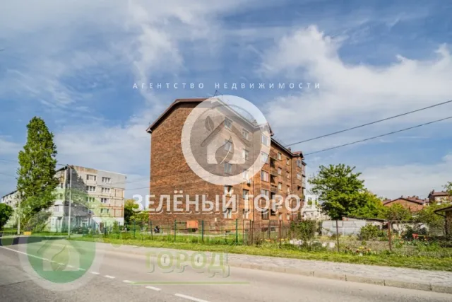 5-комнатная квартира 122 кв.м. Пионерский г., Южная ул., 11