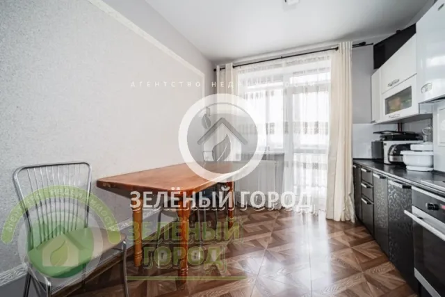 5-комнатная квартира 122 кв.м. Пионерский г., Южная ул., 11