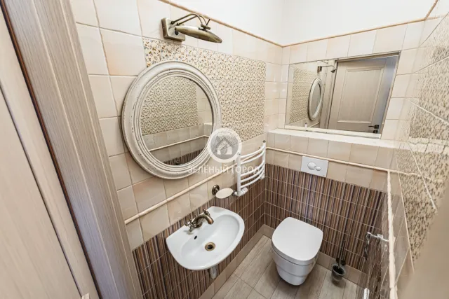 2-комнатная квартира 90.5 кв.м. Светлогорск г., Аптечная ул., 1