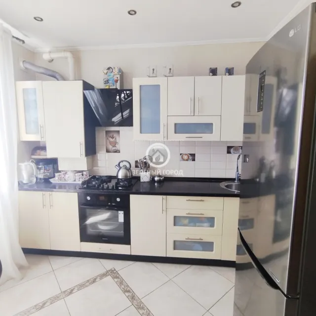 1-комнатная квартира 42 кв.м. Гурьевск г., Садовая ул., 17А