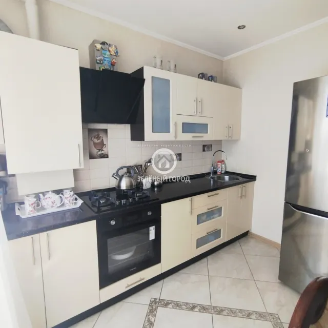 1-комнатная квартира 42 кв.м. Гурьевск г., Садовая ул., 17А