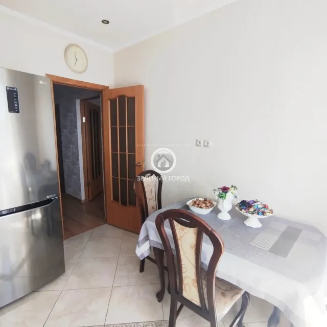 1-комнатная квартира 42 кв.м. Гурьевск г., Садовая ул., 17А