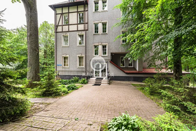 2-комнатная квартира 69.9 кв.м. Светлогорск г., Гагарина пер., 3