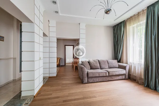 2-комнатная квартира 69.9 кв.м. Светлогорск г., Гагарина пер., 3