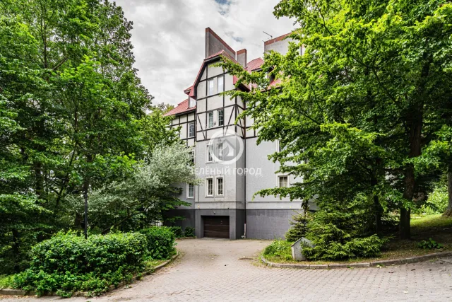 2-комнатная квартира 69.9 кв.м. Светлогорск г., Гагарина пер., 3