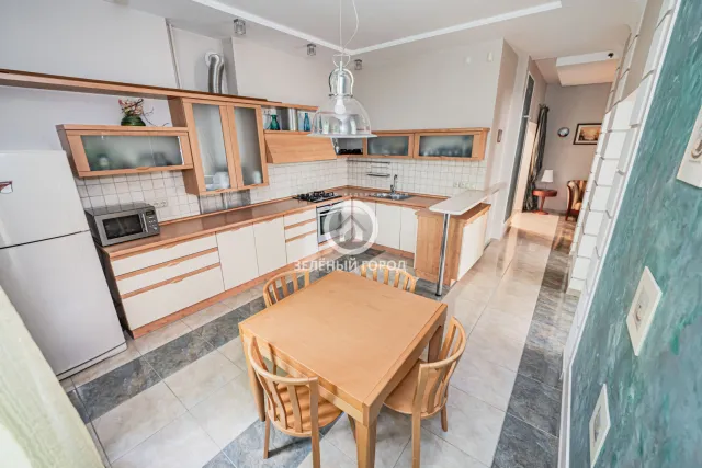 2-комнатная квартира 69.9 кв.м. Светлогорск г., Гагарина пер., 3