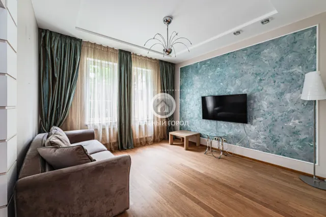 2-комнатная квартира 69.9 кв.м. Светлогорск г., Гагарина пер., 3