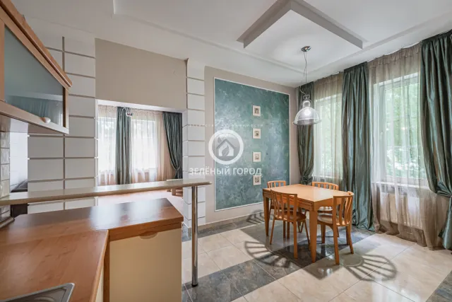 2-комнатная квартира 69.9 кв.м. Светлогорск г., Гагарина пер., 3