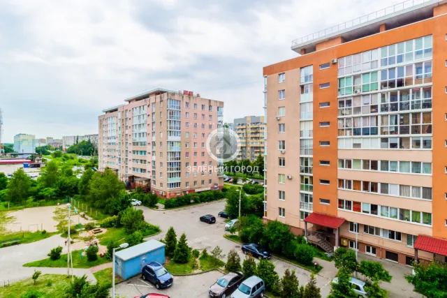 3-комнатная квартира 76 кв.м. Калининград г., Олега Кошевого ул., 13