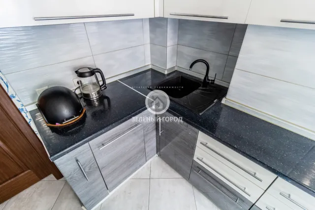 3-комнатная квартира 76 кв.м. Калининград г., Олега Кошевого ул., 13