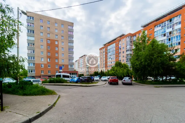 3-комнатная квартира 76 кв.м. Калининград г., Олега Кошевого ул., 13