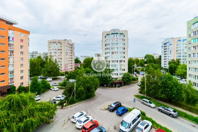 3-комнатная квартира 76 кв.м. Калининград г., Олега Кошевого ул., 13