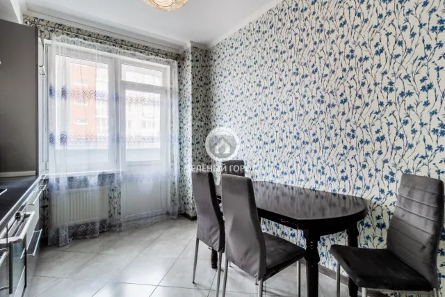 3-комнатная квартира 76 кв.м. Калининград г., Олега Кошевого ул., 13