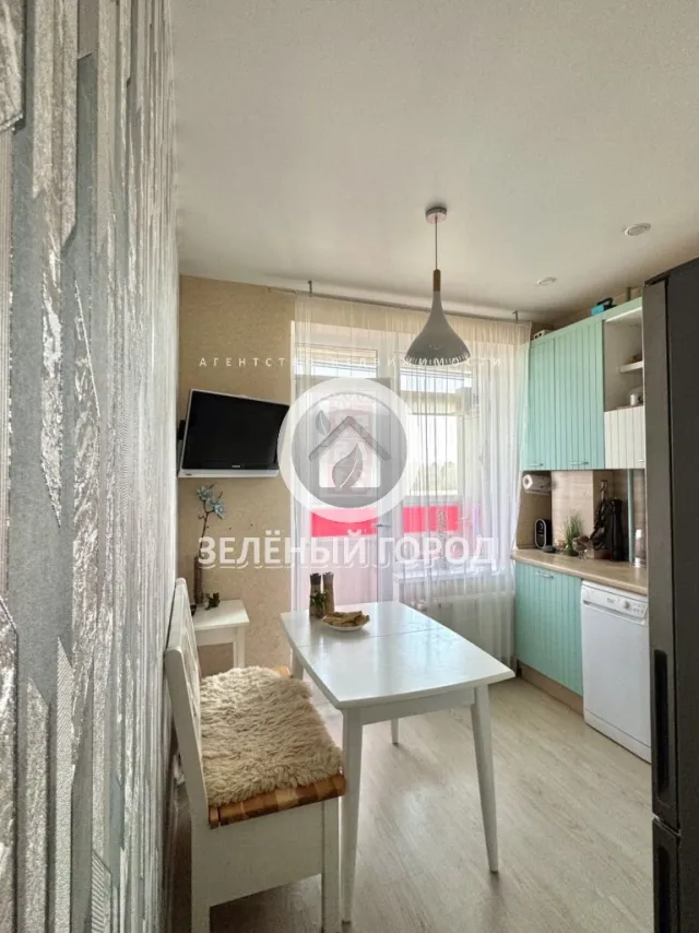 1-комнатная квартира 33.3 кв.м. Светлогорск г., Молодежная ул., 13