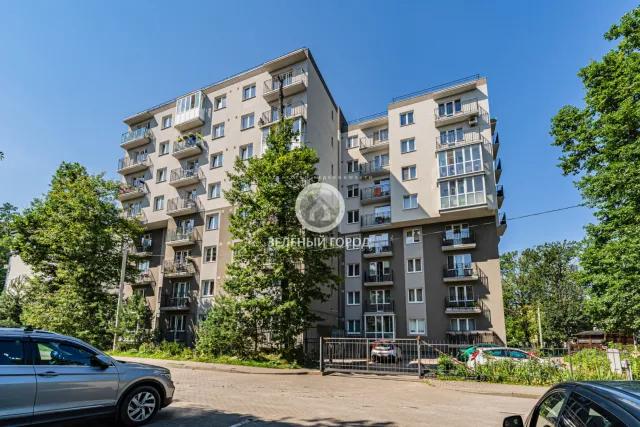 1-комнатная квартира 50.1 кв.м. Светлогорск г., Сосновая ул., 8