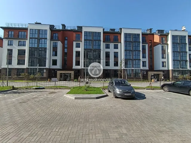 1-комнатная квартира 43 кв.м. Гурьевск г., Лазурная ул., 3