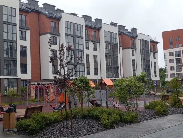 1-комнатная квартира 43 кв.м. Гурьевск г., Лазурная ул., 3 (фото 1 из 13)