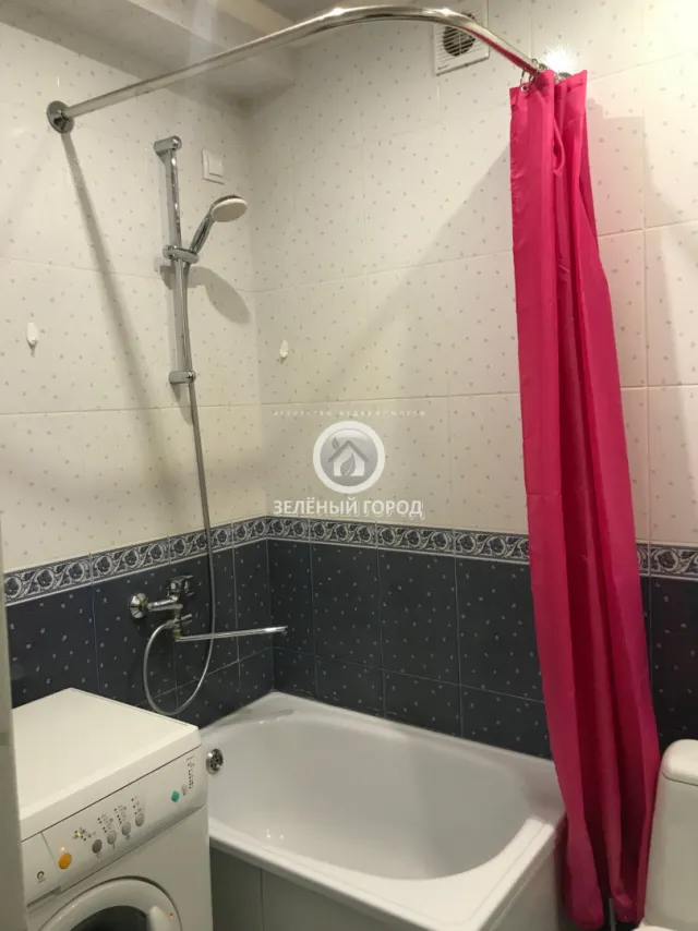 1-комнатная квартира 40 кв.м. Калининград г., Ю. Гагарина ул., 16, литера б