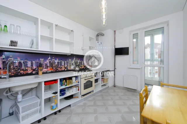 2-комнатная квартира 60 кв.м. Калининград г., Елизаветинская ул., 5, к п