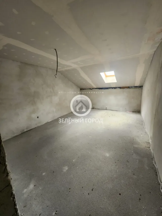 4-комнатная квартира 143 кв.м. Полесск г., Театральная ул., 38