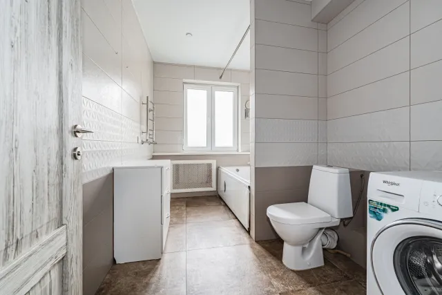 3-комнатная квартира 87 кв.м. Калининград г., Космонавта Леонова ул., 81