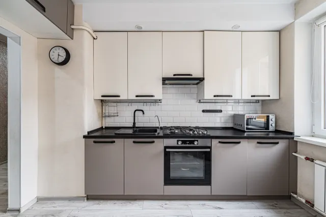 3-комнатная квартира 87 кв.м. Калининград г., Космонавта Леонова ул., 81