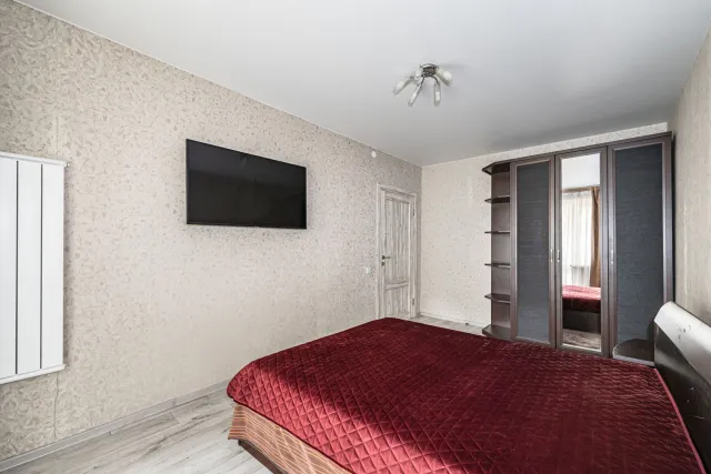 3-комнатная квартира 87 кв.м. Калининград г., Космонавта Леонова ул., 81