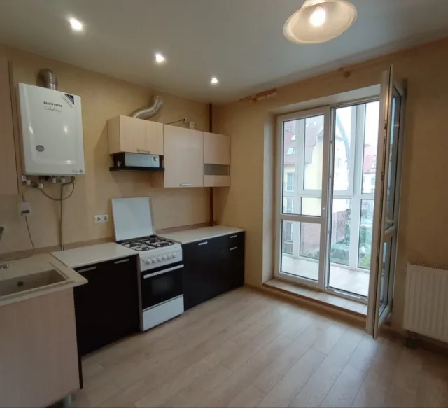 1-комнатная квартира 41 кв.м. Гурьевский р-н, Краковский б-р., 10