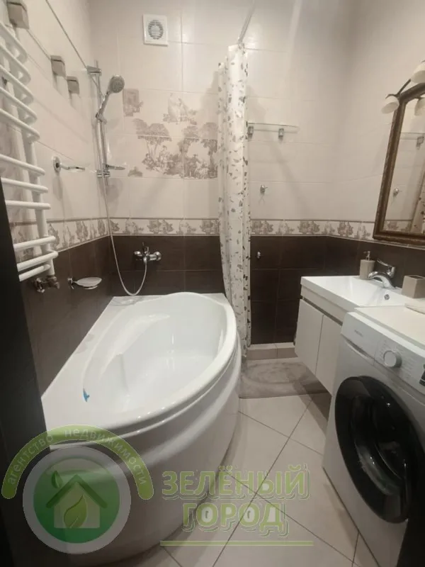 2-комнатная квартира 59.6 кв.м. Пионерский г., Железнодорожная ул., 26