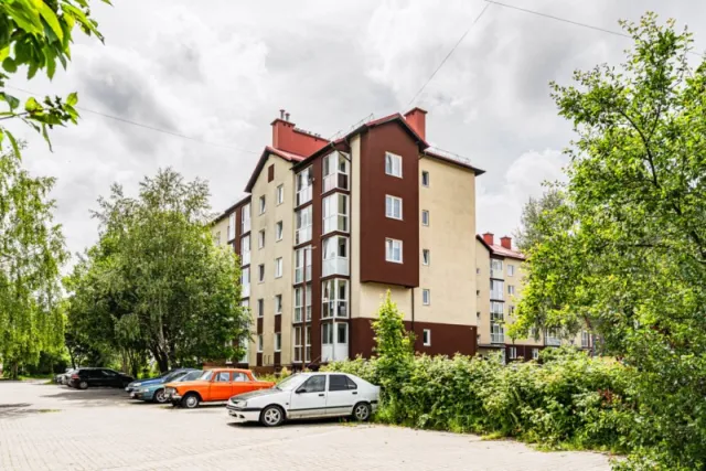 2-комнатная квартира 60 кв.м. Светлогорск г., Яблоневая ул., 1